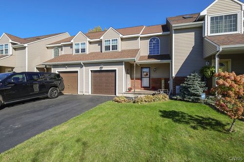 147 Arcadia Ave, Oswego, NY, 13126-6147 | Card Image