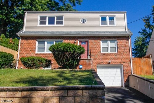 609 Leo St, Hillside, NJ, 07205-1728 | Card Image