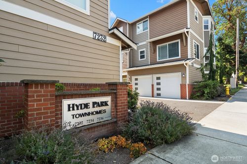 b-7236 212th St Sw, Edmonds, WA, 98026-7757 | Card Image