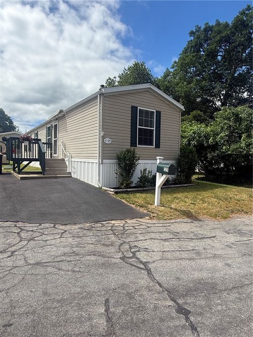 25 Krzak Rd, North Kingstown, RI, 02852 | Card Image