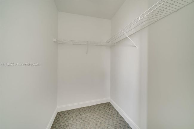 APT-305 - 2633 Ne 14 Th Ave, Condo with 2 bedrooms, 2 bathrooms and null parking in Wilton Manors FL | Image 45