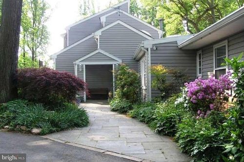 front-main-level-10409 Gary Road, POTOMAC, MD, 20854 | Card Image