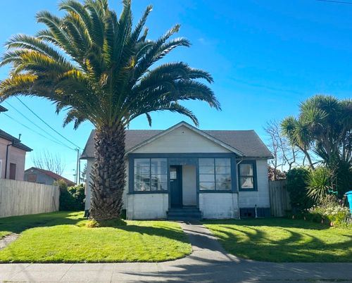 2214 California St, Eureka, CA, 95501-3613 | Card Image