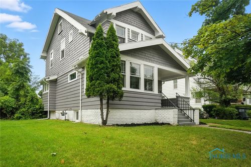 3843 Berkeley Dr, Toledo, OH, 43612-1228 | Card Image