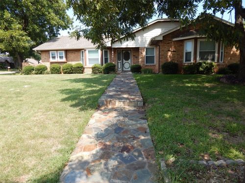 6601 Victoria Ave, North Richland Hills, TX, 76180-8113 | Card Image