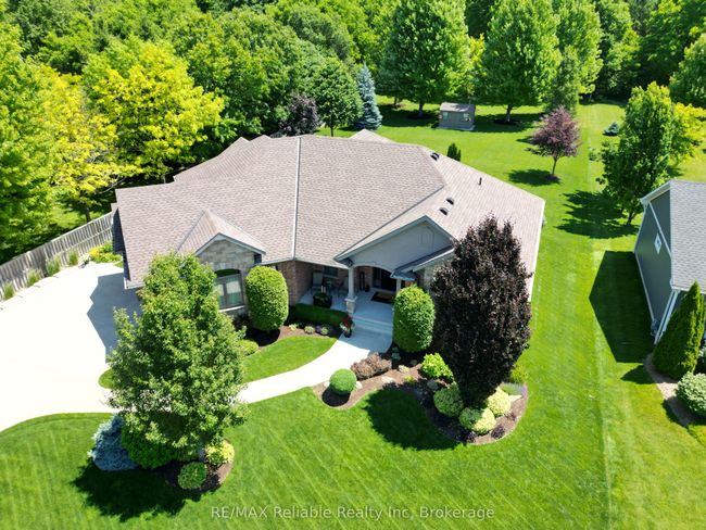 24 Carriage Lane, House other with 3 bedrooms, 3 bathrooms and 6 parking in Bayfield ON | Image 7