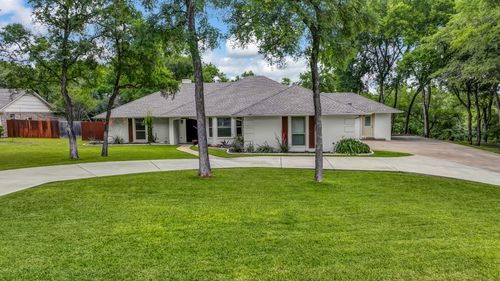 8012 Ravenswood Rd, Granbury, TX, 76049-4611 | Card Image