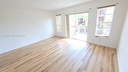 apt-308-650 Tennis Club Dr, Fort Lauderdale, FL, 33311-4036 | Card Image