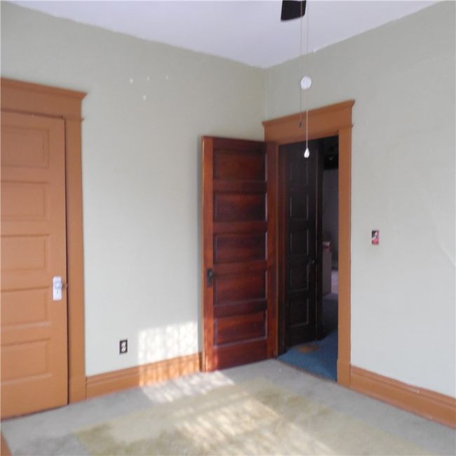 409 E Wallace Ave, House other with 5 bedrooms, 2 bathrooms and 2 parking in New Castle PA | Image 31