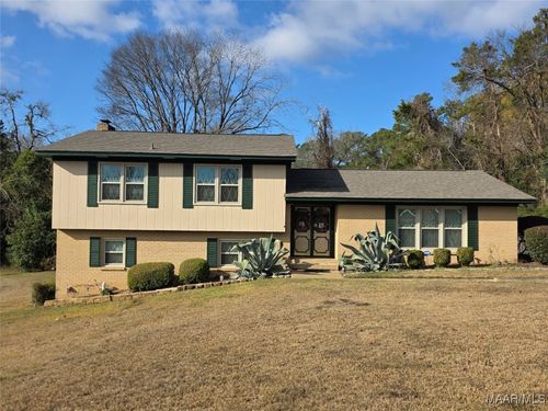 227 Cresthaven Ct, Selma, AL, 36701-6040 | Card Image