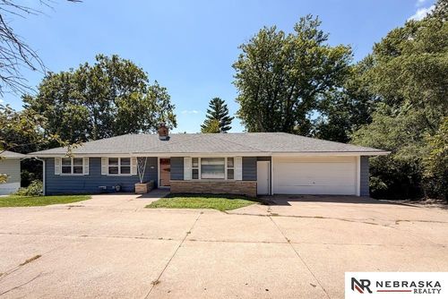 5914 N 78 Street, Omaha, NE, 68134 | Card Image