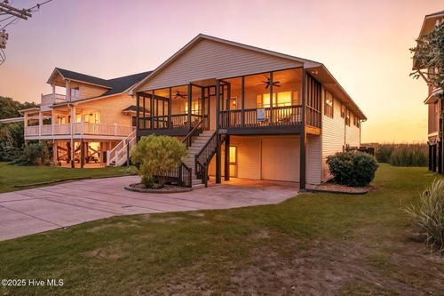 1135 S Topsail Dr, Surf City, NC, 28445-6763 | Card Image