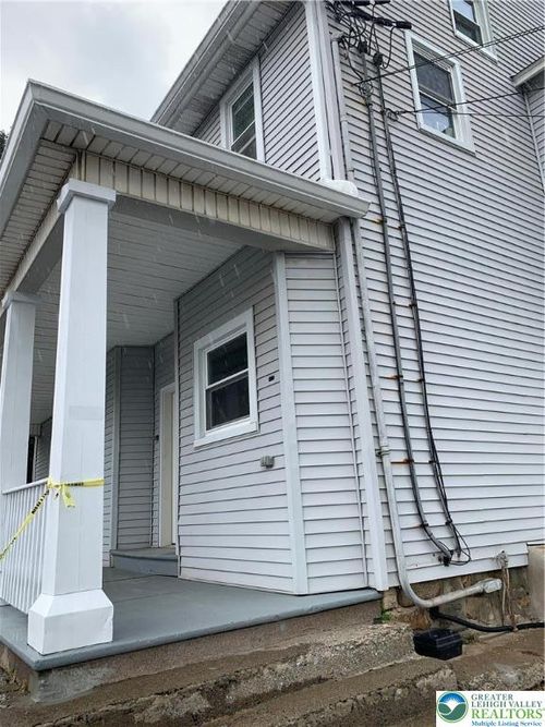 b-5878 Sullivan Trail, Plainfield Twp, PA, 18064 | Card Image