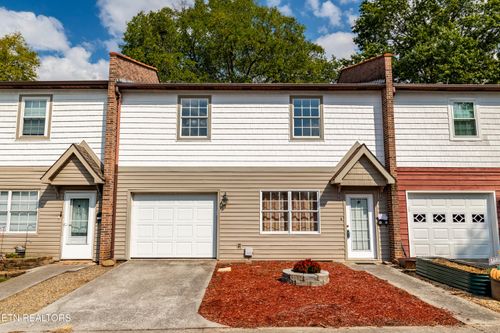 1012 Young Ave, Maryville, TN, 37801 | Card Image