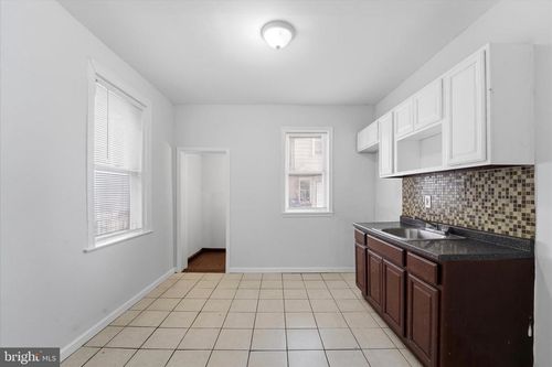 4009 Brown St, PHILADELPHIA, PA, 19104-4814 | Card Image