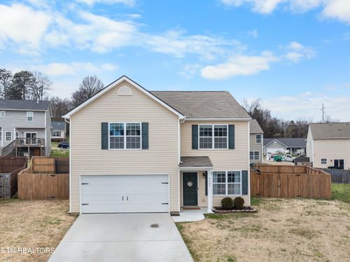 9405 Calla Lilly Ln, Mascot, TN, 37806-2151 | Card Image