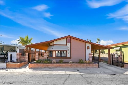 3197 Bellavista Ln, Las Vegas, NV, 89122-3319 | Card Image