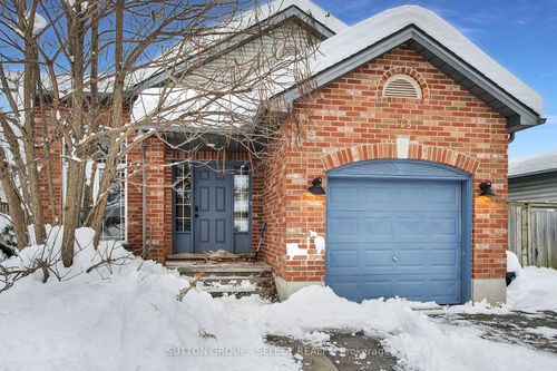 165 Thurman Cir, London, ON, N5V4Z1 | Card Image