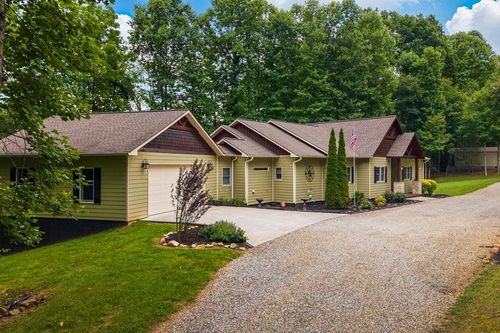 227 Dills Road, Blue Ridge, GA, 30513 | Card Image