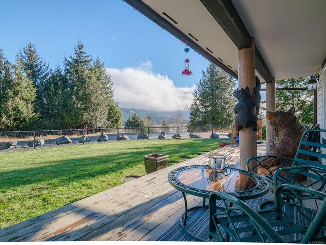 100 Dyer Dr, House other with 3 bedrooms, 3 bathrooms and 1 parking in Sayward BC | Image 19