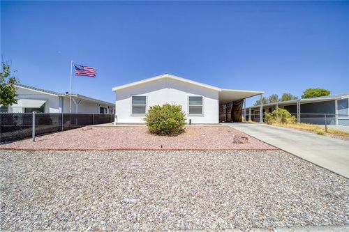 521 Roadrunner Dr, Bullhead City, AZ, 86442-6207 | Card Image