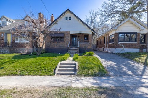 292 Wellington Rd, London, ON, N6C4N9 | Card Image