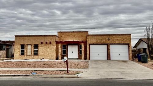 1618 Dale Douglas Dr, El Paso, TX, 79936-5306 | Card Image
