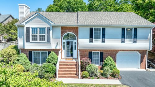 5443 Setter Rd, Roanoke, VA, 24012-8549 | Card Image