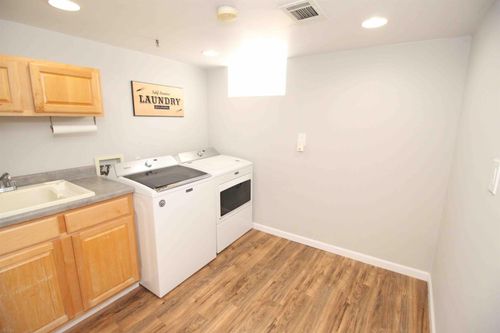 2027 Buckingham Ave, Berkley, MI, 48072-1214 | Card Image
