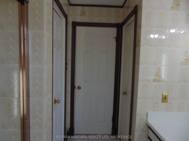 683 Canboro Rd, House other with 3 bedrooms, 3 bathrooms and 6 parking in Fenwick ON | Image 41
