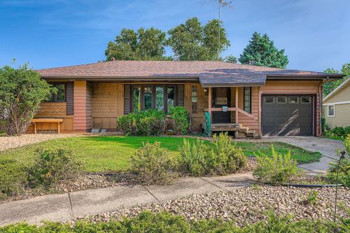 208 Sunset Dr, Jordan, MN, 55352-1628 | Card Image