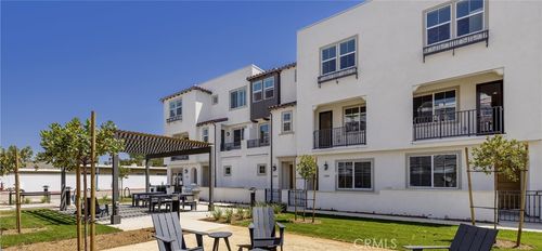 1305 Cantada Ct, El Cajon, CA, 92019-2026 | Card Image