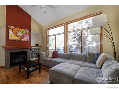 SPACIOUS, VAULTED, LIGHT FILLED FAMILY WITH COZY GAS FIREPLACE | Image 3