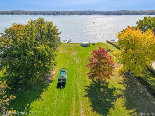 VL Lake Crest Drive, Oregon Township, MI, 48421 | Card Image
