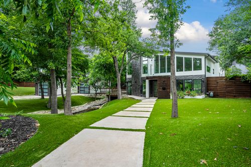 13032 Copenhill Rd, Dallas, TX, 75240-5302 | Card Image