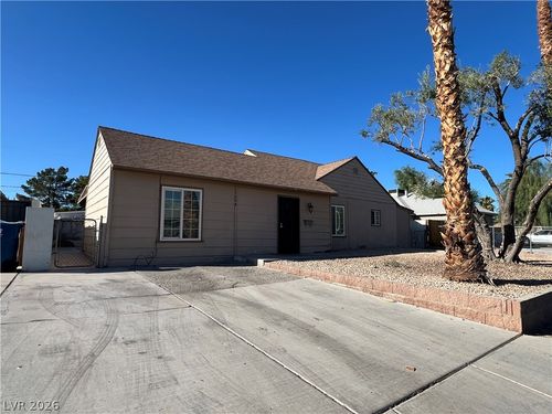 1304 Wengert Ave, Las Vegas, NV, 89104-3339 | Card Image