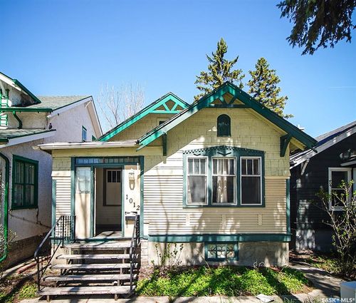 1012 Victoria Ave, Regina, SK, S4P0N5 | Card Image