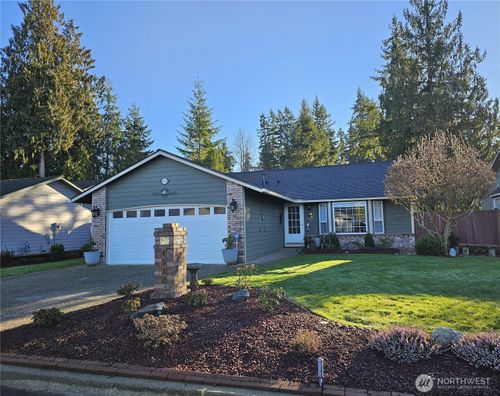 4530 200th St Ne, Arlington, WA, 98223-4728 | Card Image