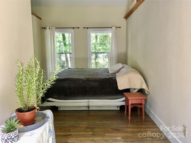 18 - 16-18 Cowan Ln, House other with 4 bedrooms, 4 bathrooms and null parking in Fairview NC | Image 15