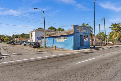 4500 Nw 12th Ave, Miami, FL, 33127-2544 | Card Image