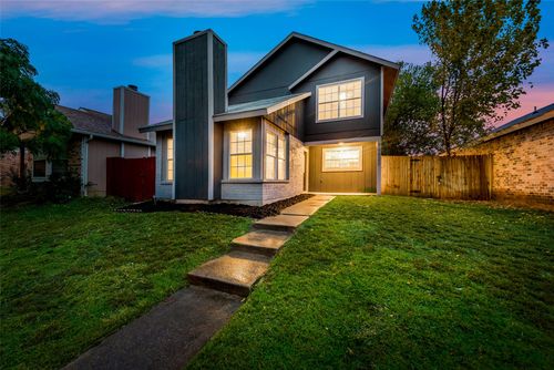 9920 Lone Eagle Dr, Fort Worth, TX, 76108-4139 | Card Image
