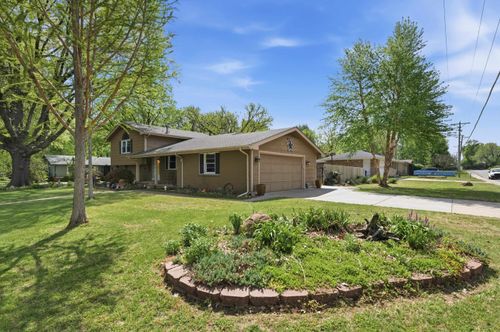 1000 E Morrison Ct, Derby, KS, 67037 | Card Image