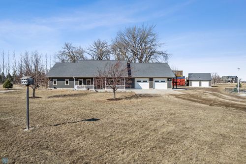 15938 Bison View St, Kindred, ND, 58051-9300 | Card Image