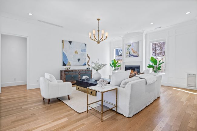 11021 Royalshire Dr, House other with 5 bedrooms, 9 bathrooms and null parking in Dallas TX | Image 5