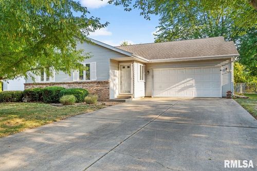 2318 Austin Dr, Springfield, IL, 62704-5545 | Card Image