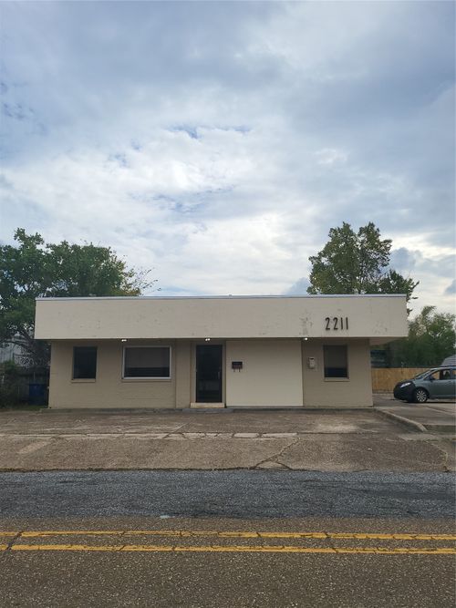 2211 A Claiborne Ave, Shreveport, LA, 71103-4301 | Card Image