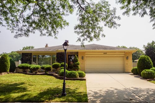 1623 Clemens Rd, Darien, IL, 60561-3510 | Card Image