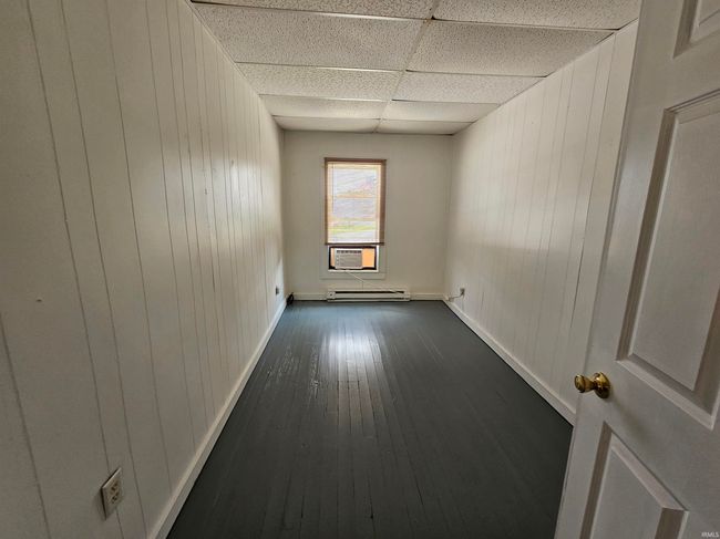 APT-3 - 222 E Union St, Condo with 2 bedrooms, 1 bathrooms and null parking in Worthington IN | Image 5