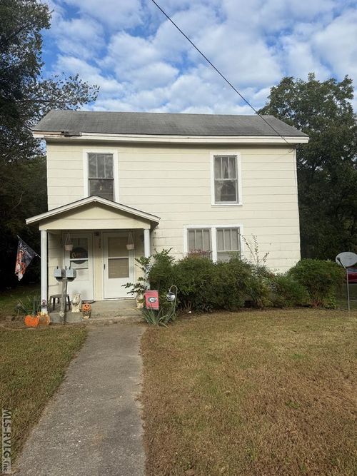 205 N Brunswick Ave, South Hill, VA, 23970-1911 | Card Image