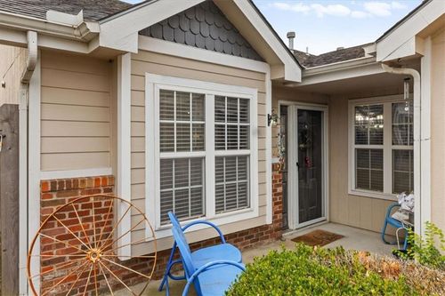 unit-a-1528 Legend Trail Dr, Lawrence, KS, 66047-2556 | Card Image